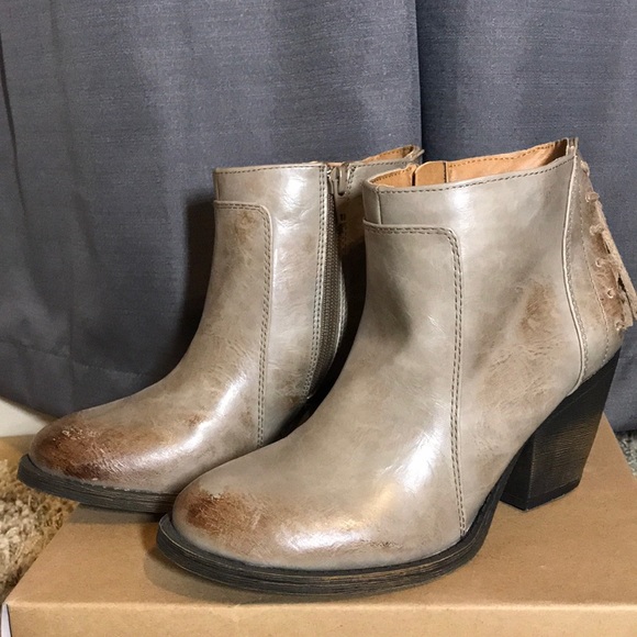 Booties - Picture 1 of 4